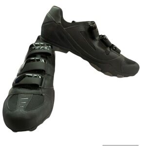 Giant Flux Black Bicycling Shoes Mountain or Road Biking Preowned Mens Size 11